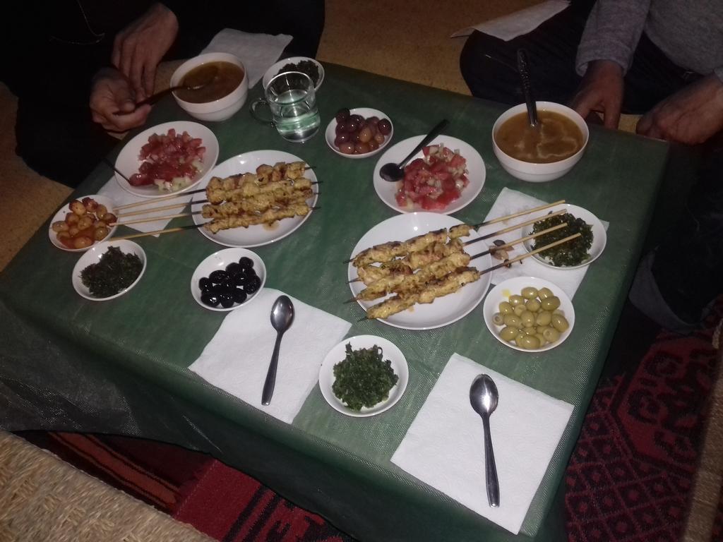 Kasbah Izoran Hotel Midelt Bagian luar foto