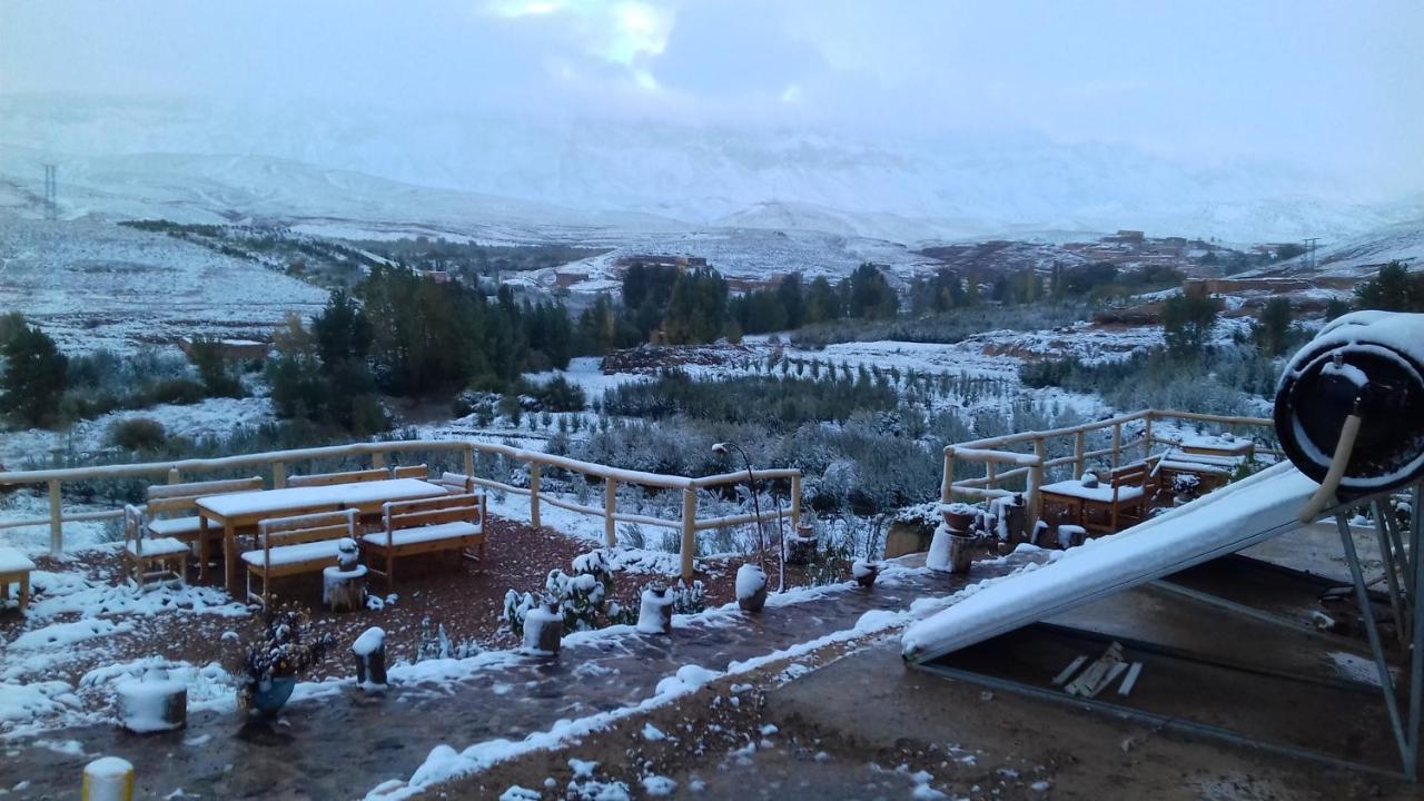 Kasbah Izoran Hotel Midelt Bagian luar foto